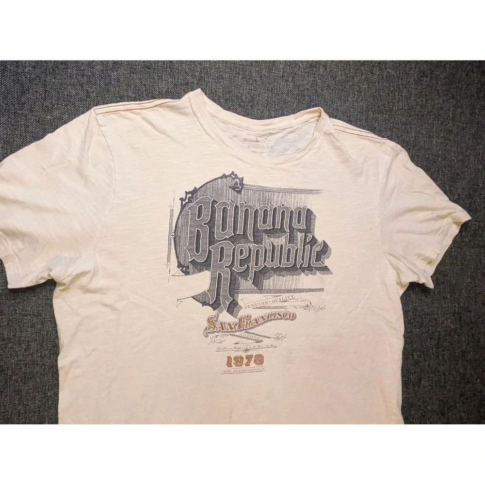 Vintage Banana Republic Graphic Logo Men's L T Shirt White San Francisco Y2K Tee